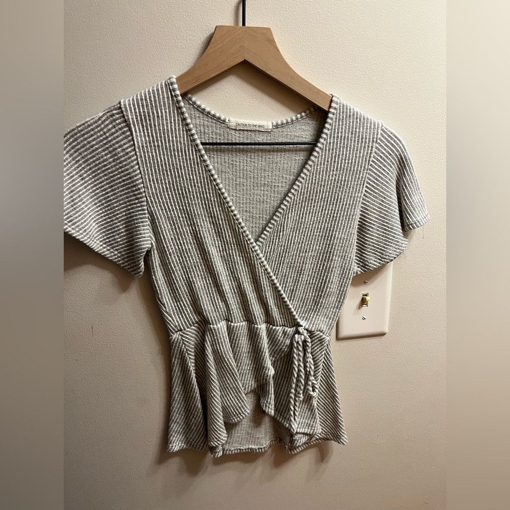 Striped v-neck tie shirt